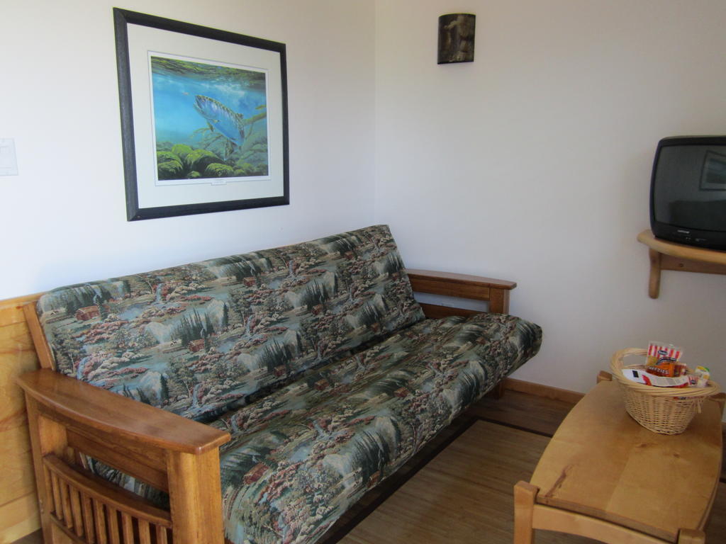 Beaver Creek Lodge And Cabins McBride 객실 사진