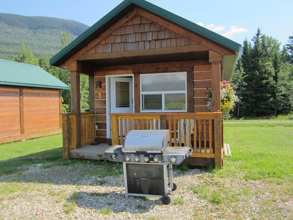 Beaver Creek Lodge And Cabins McBride 객실 사진